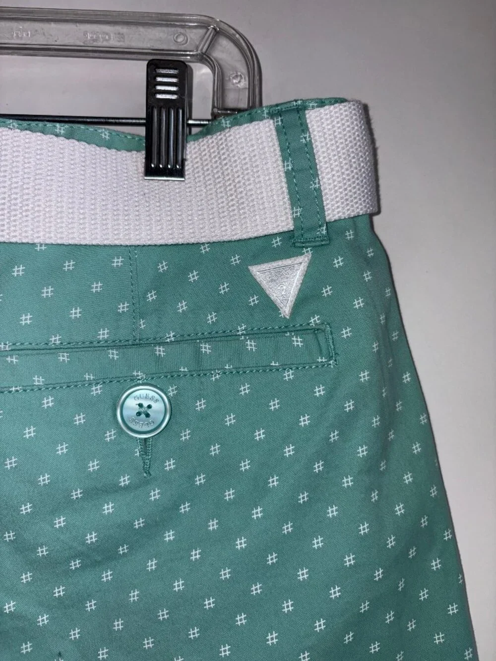 GUESS Chino Shorts Men's Size 34
